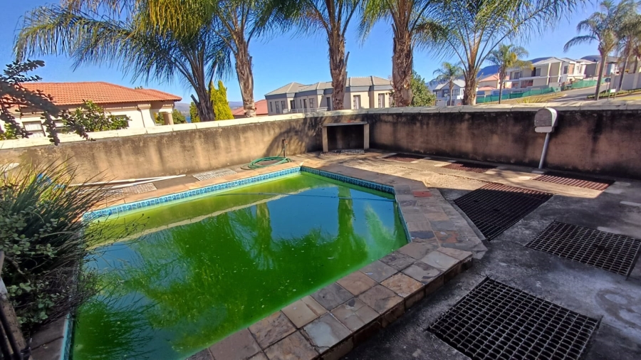 3 Bedroom Property for Sale in Kosmos Ridge North West